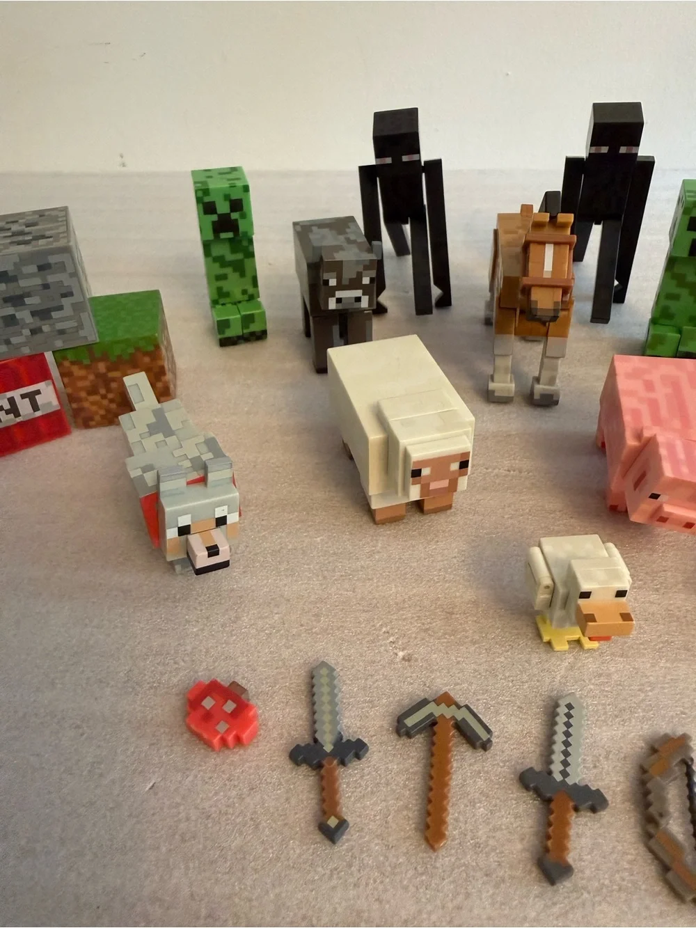 Lot of 21 Minecraft Poseable Action Figures Mojang